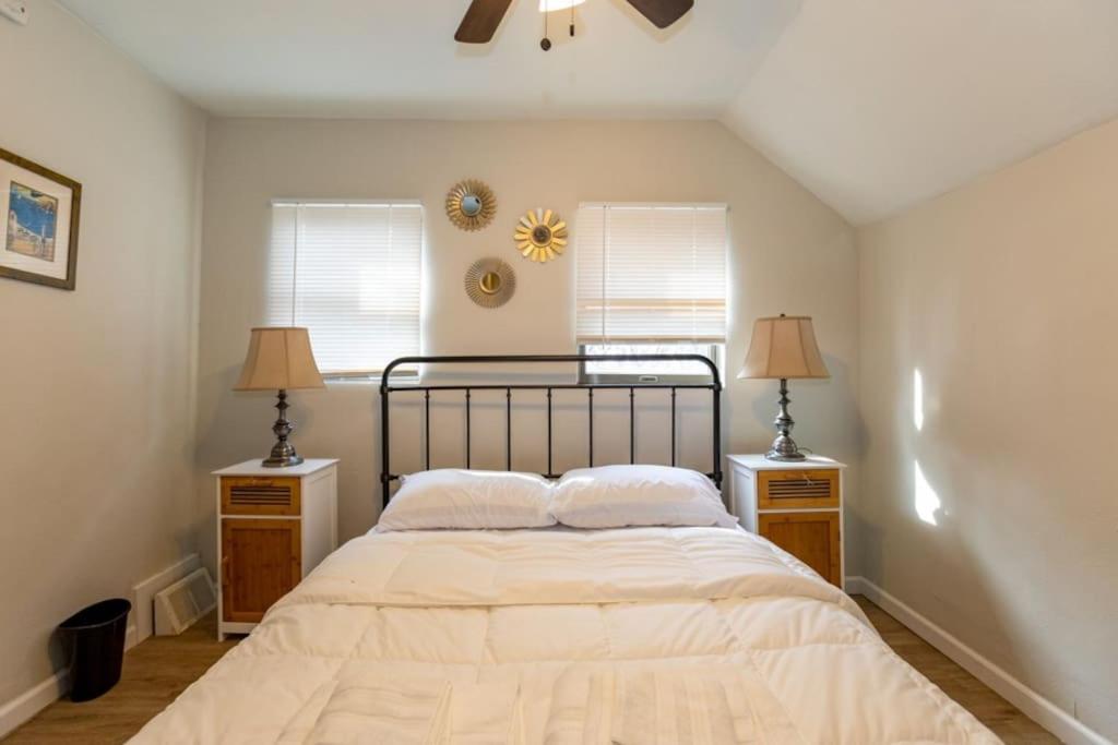 Cozy & Comfy Cottage In The City - W Parking Pittsburgh Eksteriør bilde