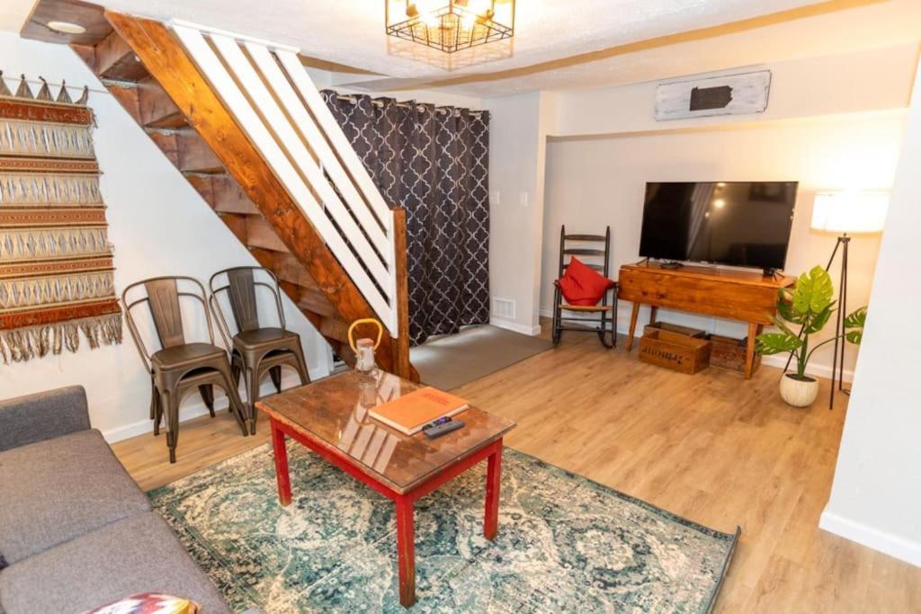 Cozy & Comfy Cottage In The City - W Parking Pittsburgh Eksteriør bilde