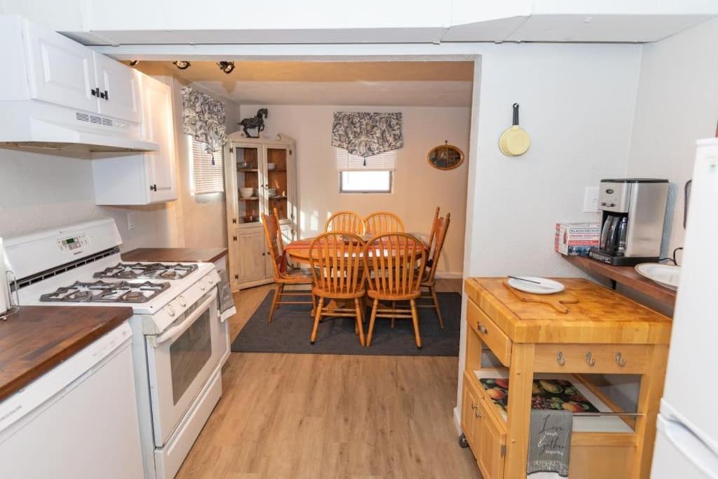 Cozy & Comfy Cottage In The City - W Parking Pittsburgh Eksteriør bilde