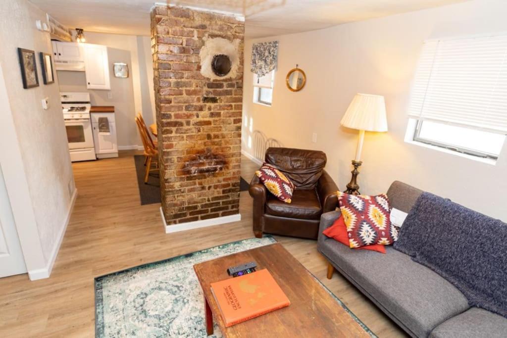 Cozy & Comfy Cottage In The City - W Parking Pittsburgh Eksteriør bilde